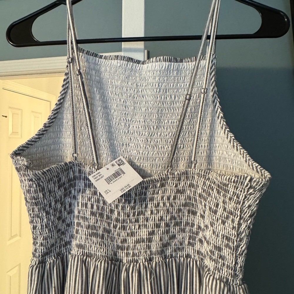 American Eagle Jumpsuit - Picture 2 of 5